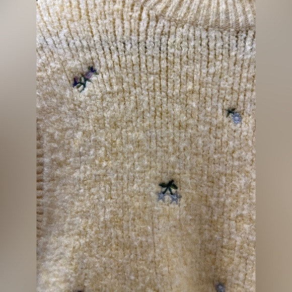 Zara Yellow Knit Sleeveless Shirt - Picture 7 of 8